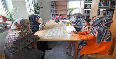 نشست کتابخوان کتابخانه ای