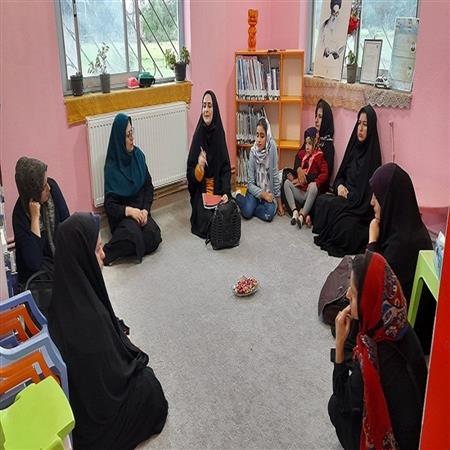 محافل قرآنی در کتابخانه